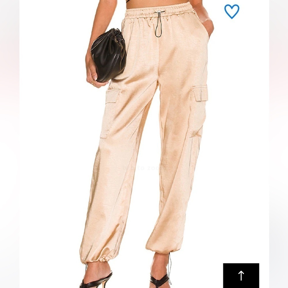 Superdown Rita Cargo Pants in Champagne Size Medium